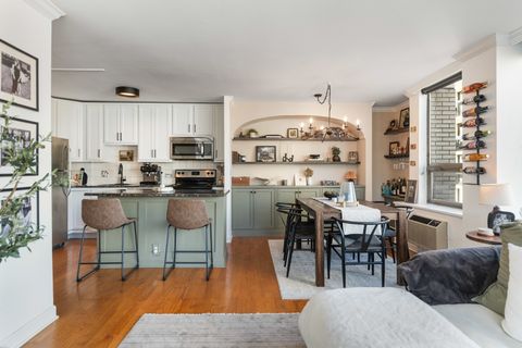 Tiny photo for 1455 N SANDBURG Terrace #608, Chicago, IL 60610 (MLS # 12543972)