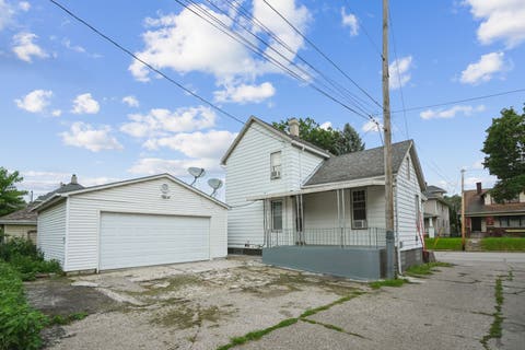 Tiny photo for 1618 N Marquette Street, Davenport, IA 52804 (MLS # 12699592)