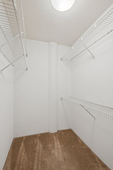 Tiny photo for 2555 Gross Point Road #101, Evanston, IL 60201 (MLS # 12590963)