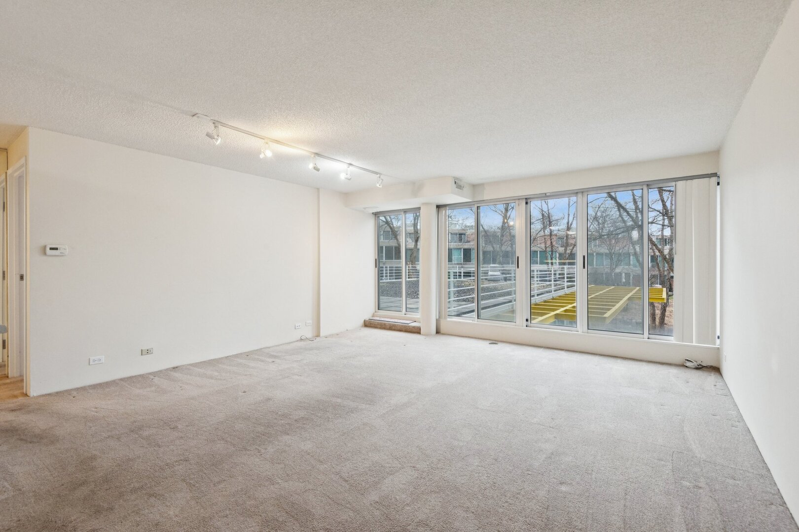 2555 Gross Point Road 101