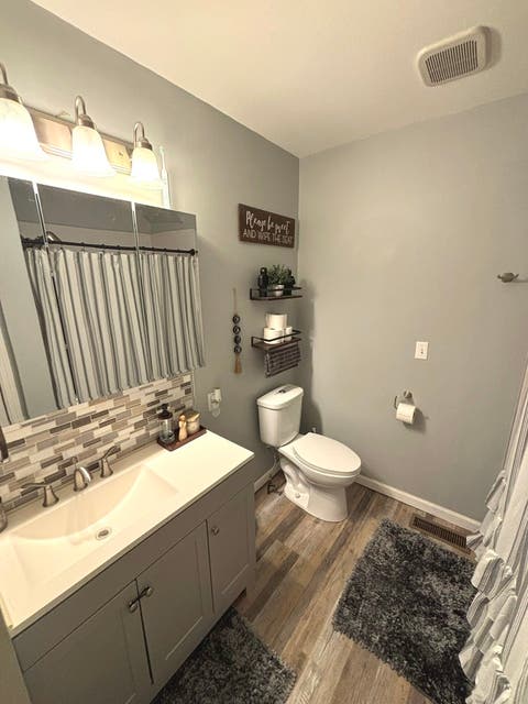 Tiny photo for 440 N Indiana Avenue, Salem, IL 62881 (MLS # 12658403)