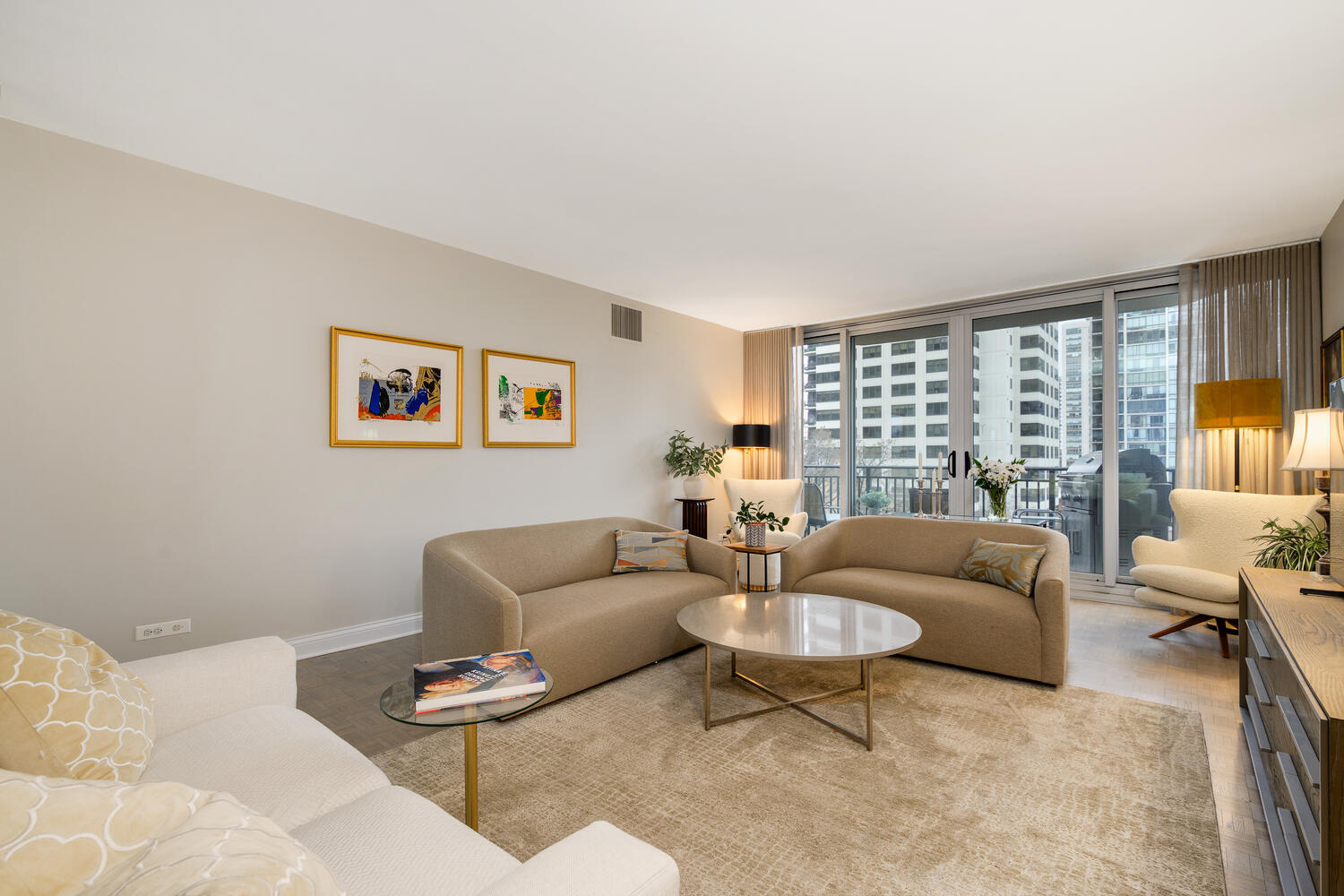 1515 N Astor Street 9C