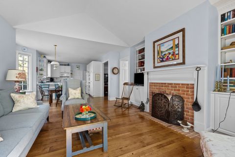 Tiny photo for 1845 W North Pond Lane, Lake Forest, IL 60045 (MLS # 12474423)