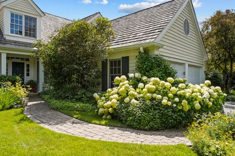Tiny photo for 1845 W North Pond Lane, Lake Forest, IL 60045 (MLS # 12474423)