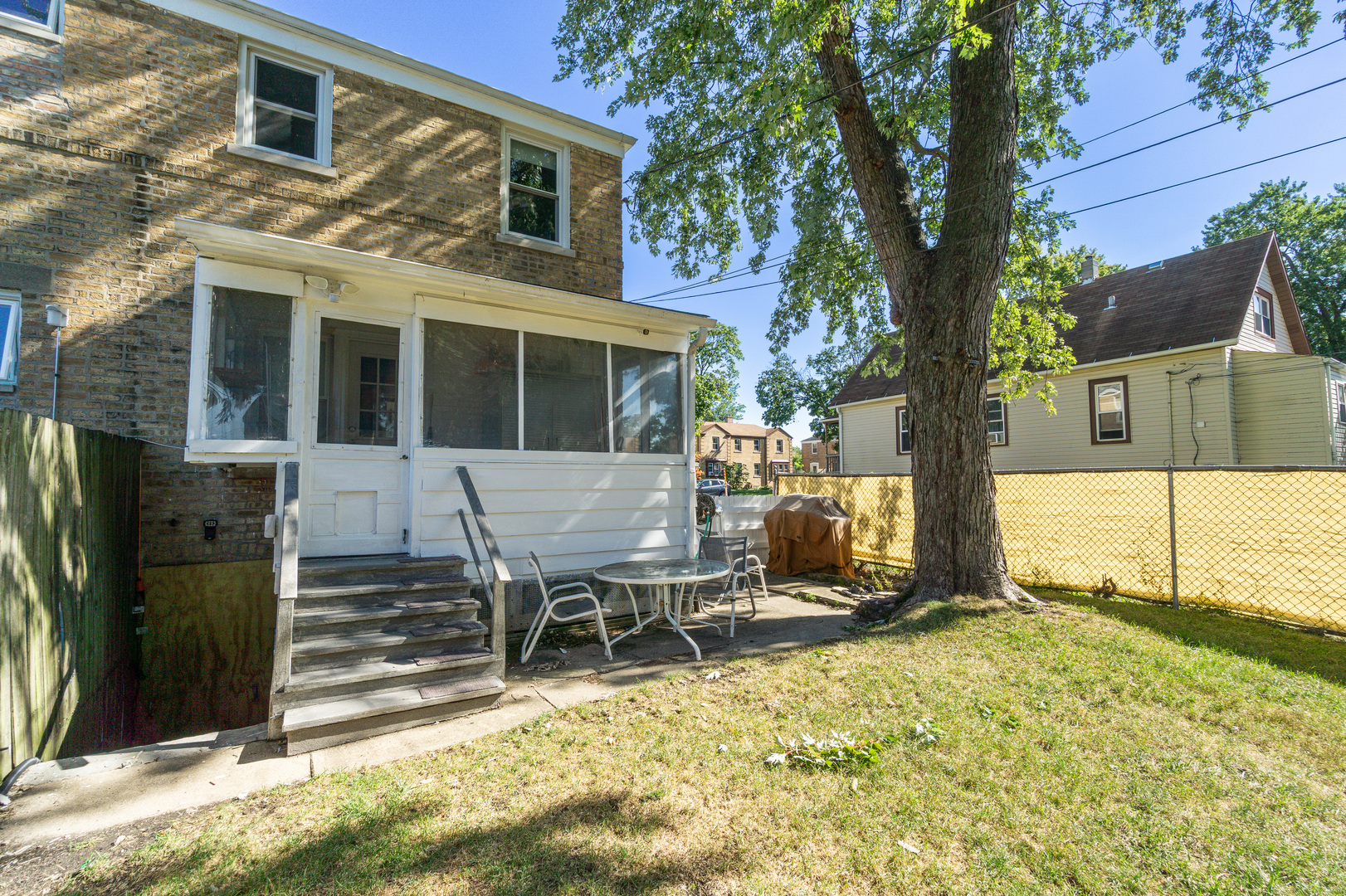 1844 Illinois Street
