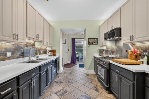 Tiny photo for 1252 W Winona Street #1, Chicago, IL 60640 (MLS # 12781698)