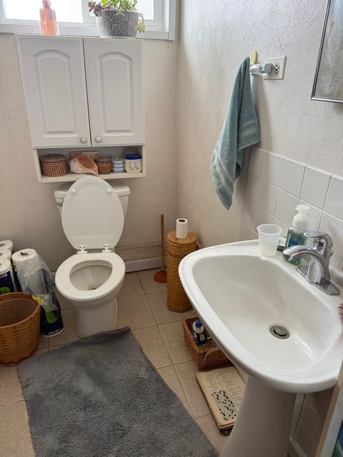 Tiny photo for 982 W Villa Drive, Des Plaines, IL 60016 (MLS # 12589394)