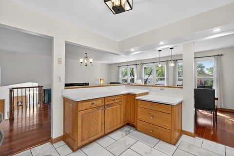 Tiny photo for 1365 Blair Lane, Hoffman Estates, IL 60169 (MLS # 12496106)