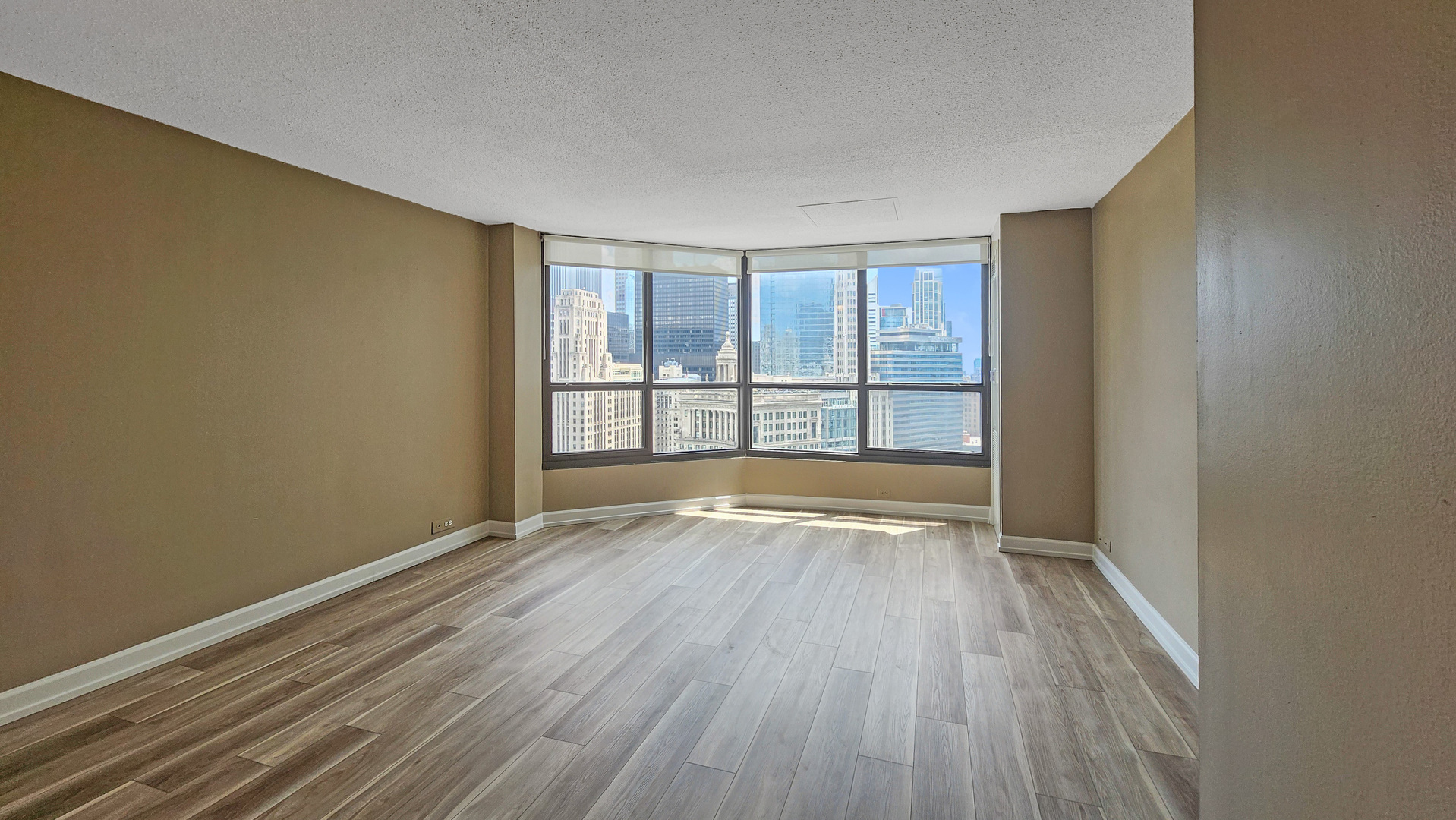 405 N WABASH Avenue 3007