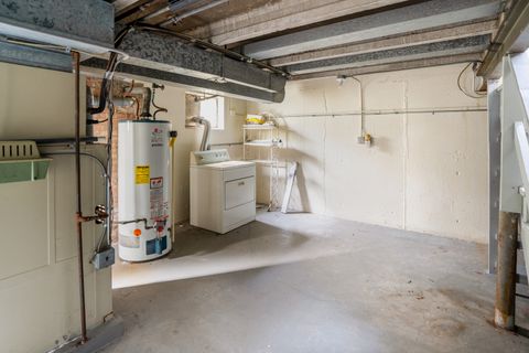 Tiny photo for 75 WILLIAMSBURG Road, Evanston, IL 60203 (MLS # 12533799)