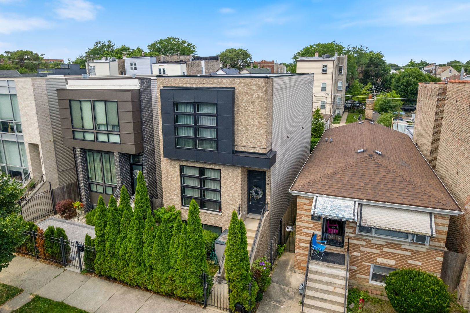 1728 N Mozart Street