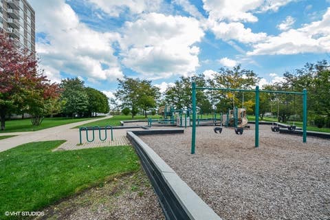 Tiny photo for 1515 S Prairie Avenue #811, Chicago, IL 60605 (MLS # 12740451)