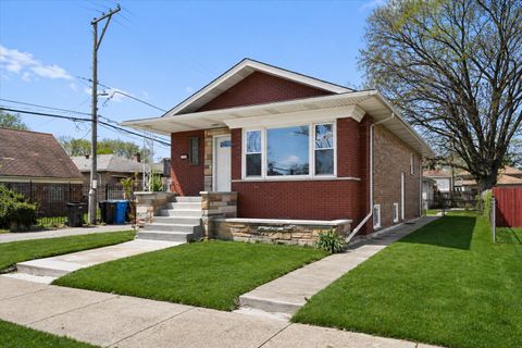 Tiny photo for 8244 S Wood Street, Chicago, IL 60620 (MLS # 12630864)