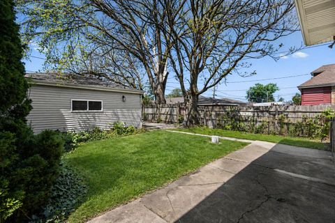 Tiny photo for 8244 S Wood Street, Chicago, IL 60620 (MLS # 12630864)
