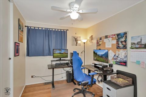 Tiny photo for 591 S Charlotte Street, Lombard, IL 60148 (MLS # 12612094)