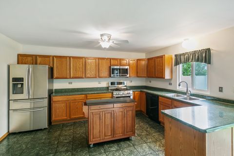 Tiny photo for 910 Sudbury Drive, Joliet, IL 60435 (MLS # 12473728)