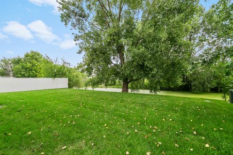 Tiny photo for 910 Sudbury Drive, Joliet, IL 60435 (MLS # 12473728)