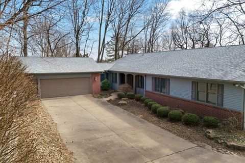 Tiny photo for 60 CUSTER Terrace, Bettendorf, IA 52722 (MLS # 100000306)