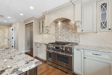 Tiny photo for 60 CUSTER Terrace, Bettendorf, IA 52722 (MLS # 100000306)