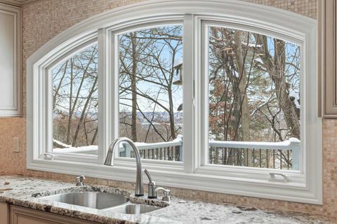 Tiny photo for 60 CUSTER Terrace, Bettendorf, IA 52722 (MLS # 100000306)