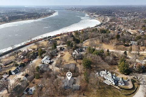 Tiny photo for 60 CUSTER Terrace, Bettendorf, IA 52722 (MLS # 100000306)