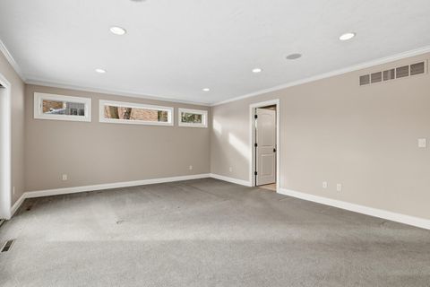 Tiny photo for 60 CUSTER Terrace, Bettendorf, IA 52722 (MLS # 100000306)