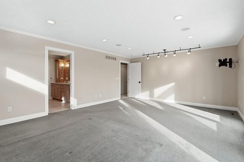 Tiny photo for 60 CUSTER Terrace, Bettendorf, IA 52722 (MLS # 100000306)