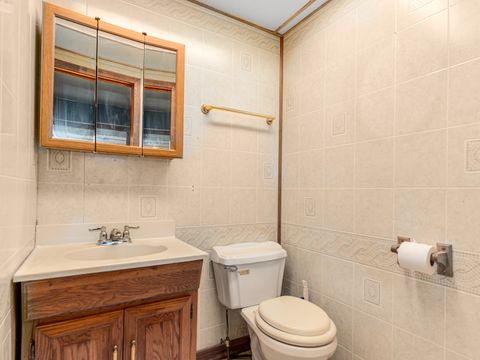 Tiny photo for 8736 S 51st Avenue, Oak Lawn, IL 60453 (MLS # 12563865)