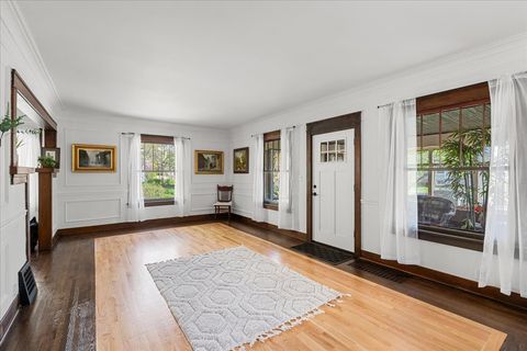 Tiny photo for 246 W Lake Street, Barrington, IL 60010 (MLS # 12590678)