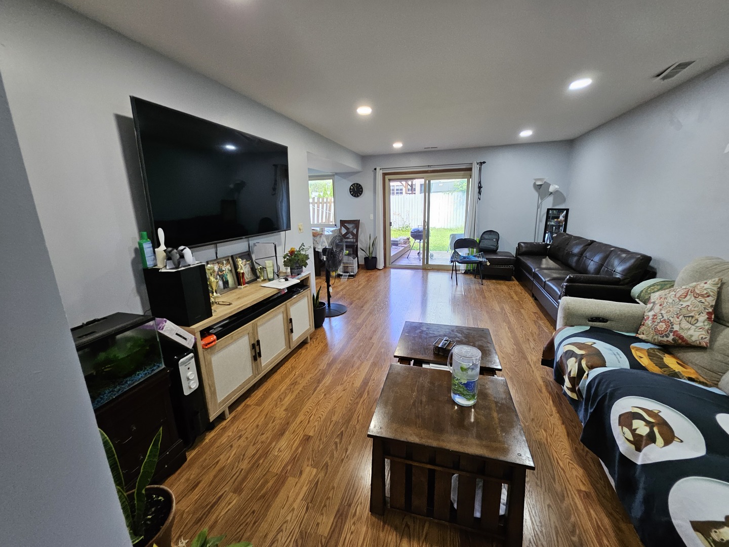 1762 De Forest Lane