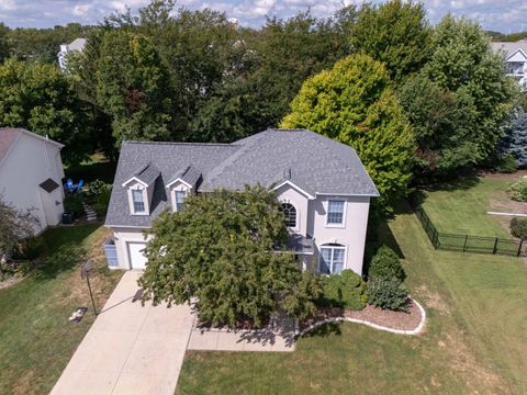 Photo of 2015 Foxwood Cc, Normal, IL 61761 (MLS # 12475781) Photo of 2015 Foxwood Cc, Normal, IL 61761 (MLS # 12475781)