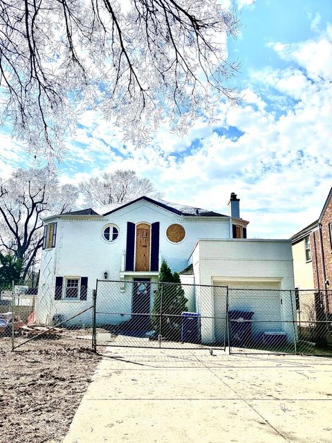 Photo of 2201 Kenilworth Avenue, Wilmette, IL 60091 (MLS # 12601479)