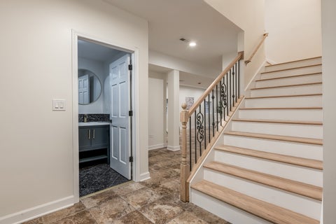 Tiny photo for 6723 N HARDING Avenue, Lincolnwood, IL 60712 (MLS # 12778443)
