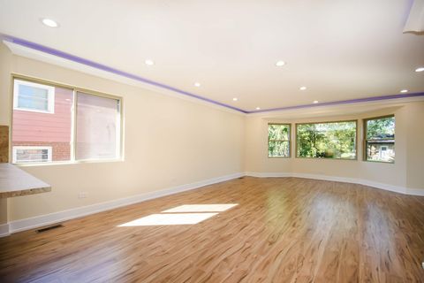 Tiny photo for 18439 Marshfield Avenue, Homewood, IL 60430 (MLS # 12495440)