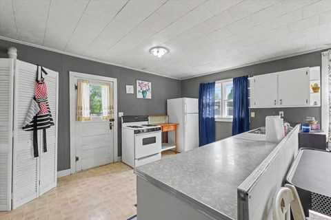 Tiny photo for 519 E Allen Street, Farmer City, IL 61842 (MLS # 12632097)