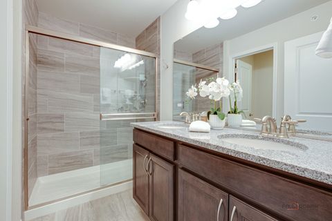 Tiny photo for 246 Belmont Drive, Lincolnshire, IL 60069 (MLS # 12602302)