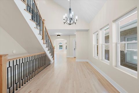 Tiny photo for 2416 W MORSE Avenue, Chicago, IL 60645 (MLS # 12587256)