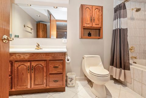 Tiny photo for 10124 Maple Avenue, Oak Lawn, IL 60453 (MLS # 12578133)