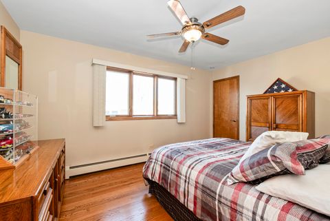 Tiny photo for 10124 Maple Avenue, Oak Lawn, IL 60453 (MLS # 12578133)