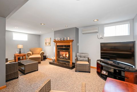 Tiny photo for 10124 Maple Avenue, Oak Lawn, IL 60453 (MLS # 12578133)