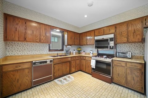 Tiny photo for 13855 Secretariat Lane, Orland Park, IL 60467 (MLS # 12496304)