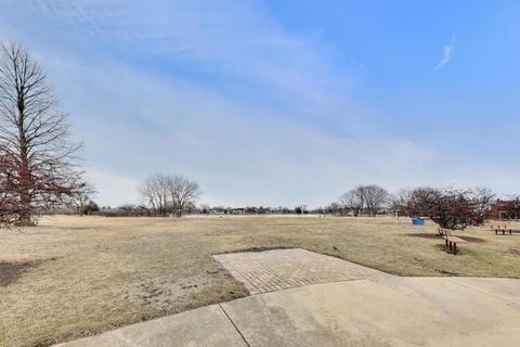 Tiny photo for 1239 Spring Valley Drive, Carol Stream, IL 60188 (MLS # 12516485)