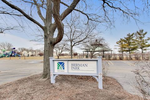 Tiny photo for 1239 Spring Valley Drive, Carol Stream, IL 60188 (MLS # 12516485)