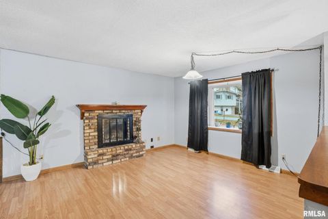 Tiny photo for 338 BENTON Street, Le Claire, IA 52753 (MLS # 12609336)