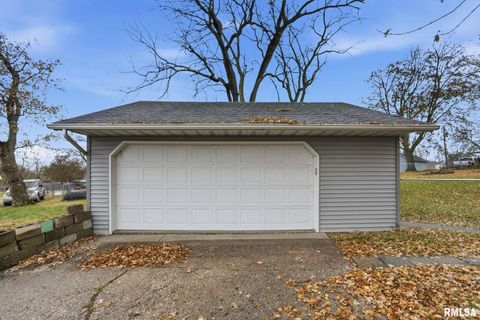 Tiny photo for 338 BENTON Street, Le Claire, IA 52753 (MLS # 12609336)