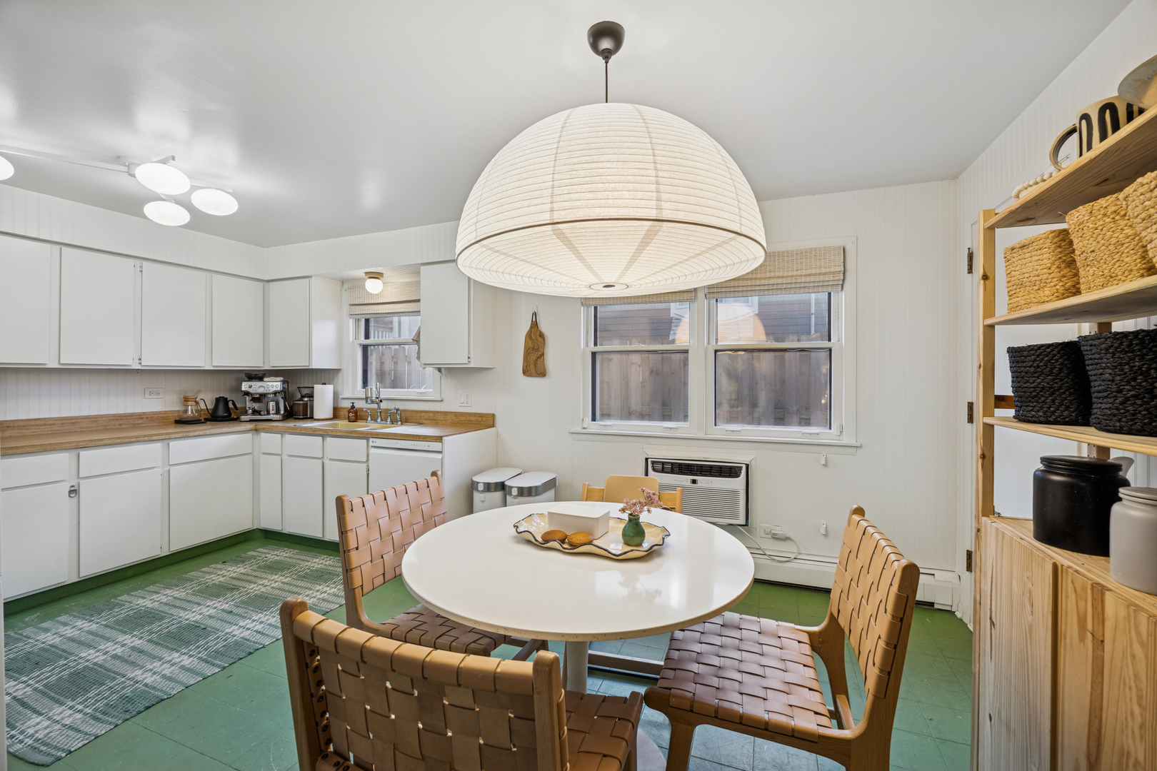 4147 N Kedvale Avenue 1B