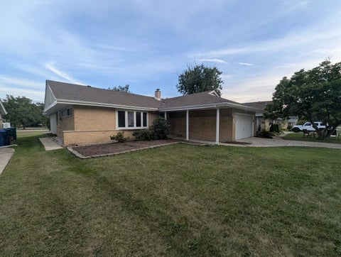 Tiny photo for 265 Terry Lane, Villa Park, IL 60181 (MLS # 12776333)