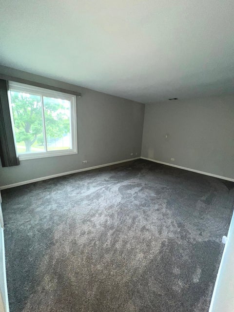 Tiny photo for 476 Raintree Court #2C, Glen Ellyn, IL 60137 (MLS # 12765995)