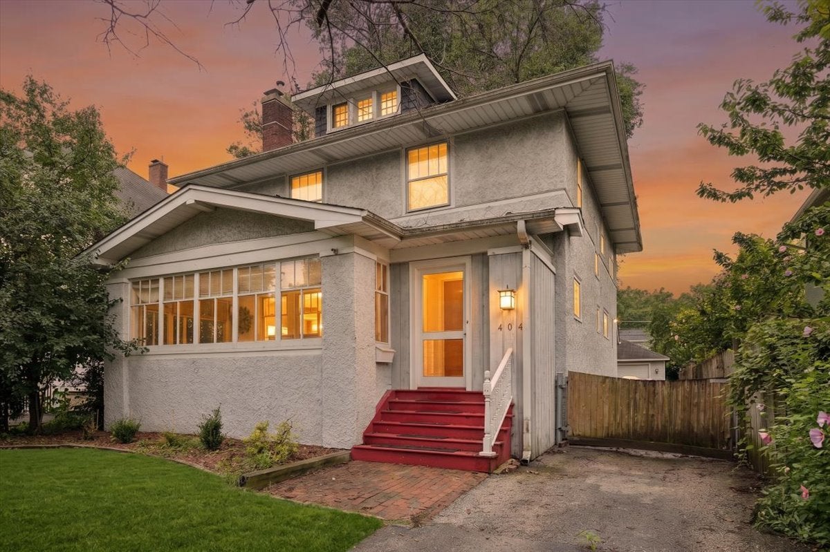 404 S Brainard Avenue