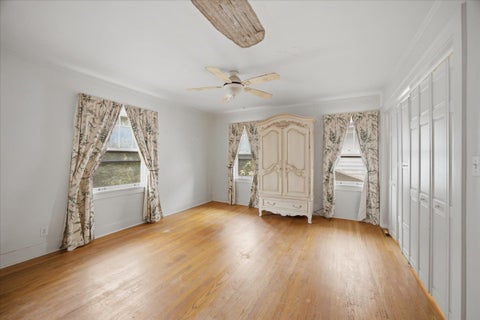 Tiny photo for 404 S Brainard Avenue, La Grange, IL 60525 (MLS # 12688130)